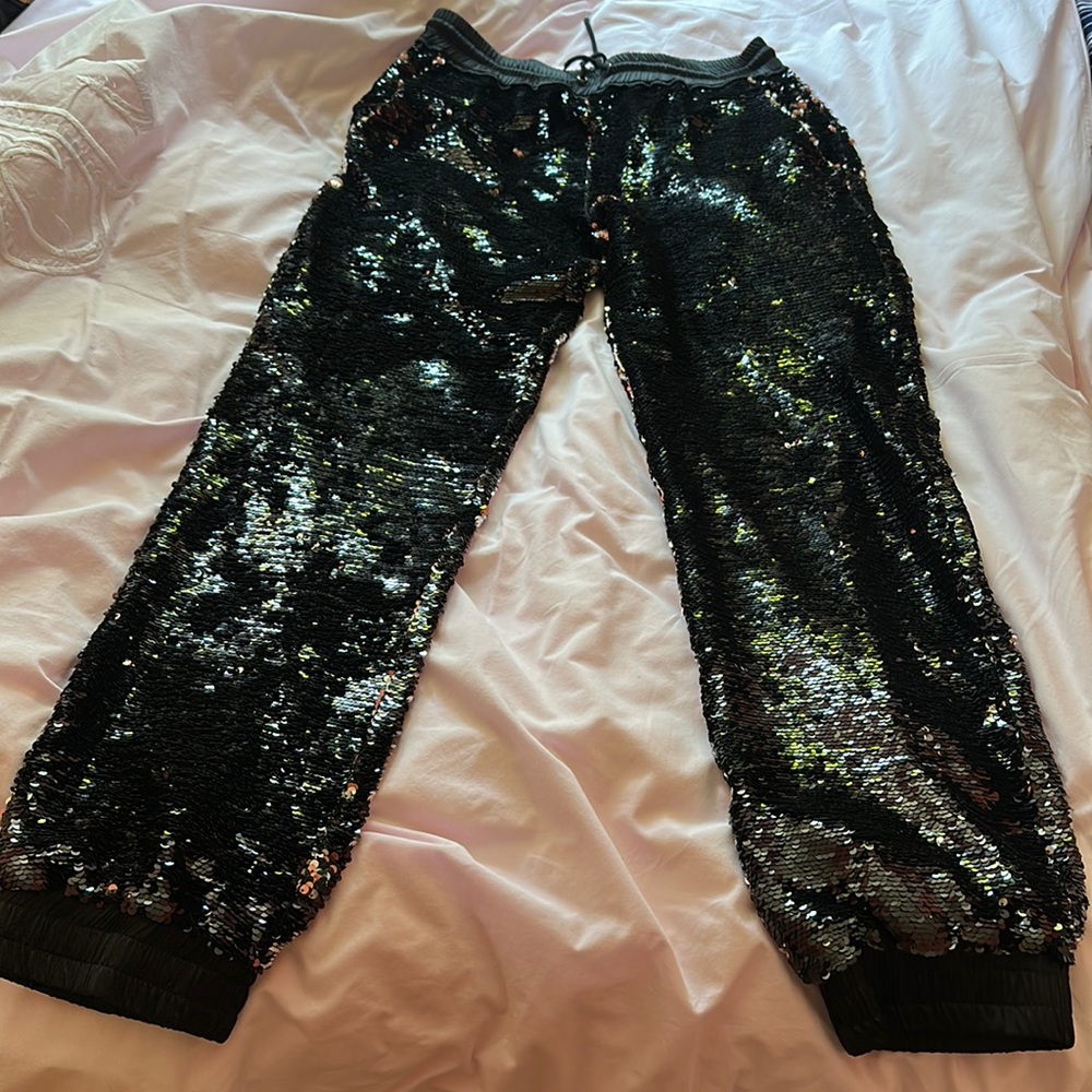 Black sequence pants- size 6